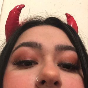 Meet your Posher, Valeria